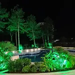 Апартамент Harmony Grand Private 15-1 *